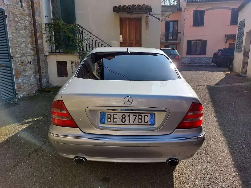 Usata Mercedes S320 224 CV (164 kW) 1999 Argento Berlina