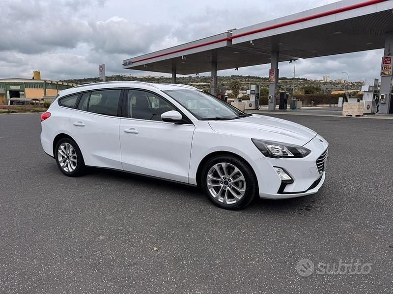 Usata Ford Focus 120 CV (88 kW) 2021 Bianco Station wagon