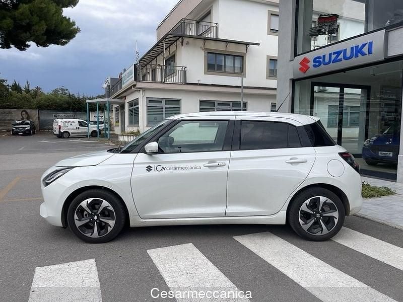 Usata Suzuki Swift 83 CV (61 kW) 2025 Bianco Utilitaria