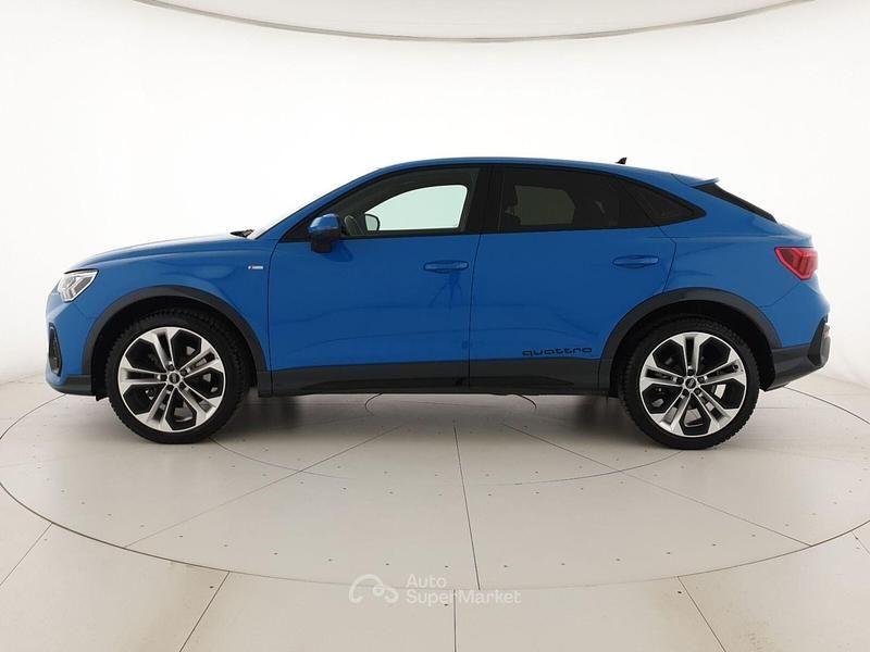 Usata Audi Q3 Sportback S-Line 200 CV (147 kW) 2021 Blu SUV