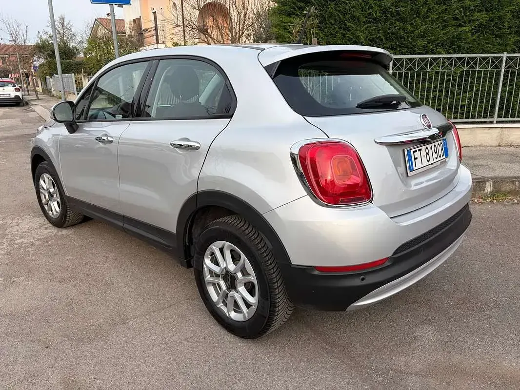 Usata Fiat 500X Pop Star 95 CV (69 kW) 2018 Argento SUV