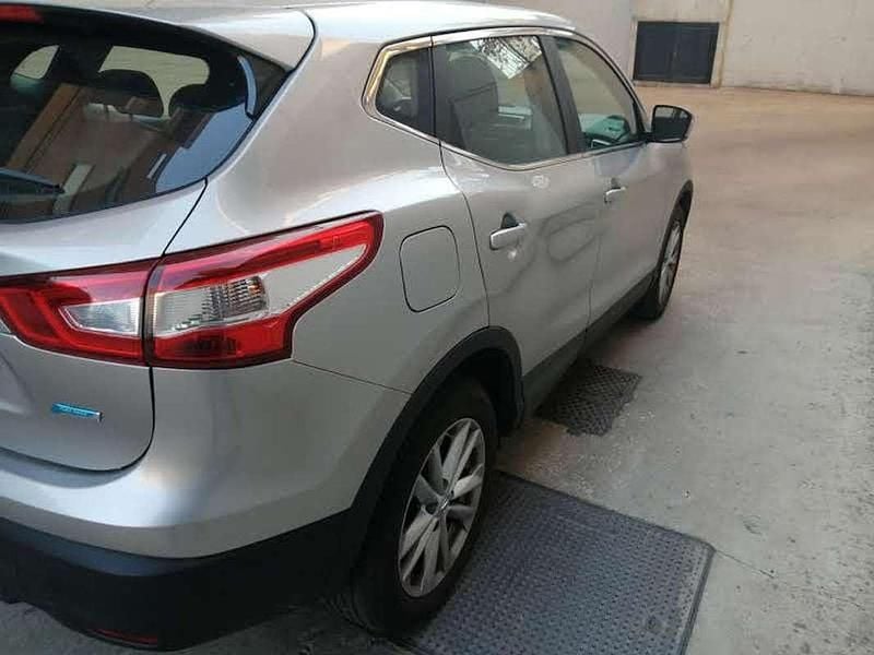 Usata Nissan Qashqai Acenta 110 CV (80 kW) 2015 Grigio SUV
