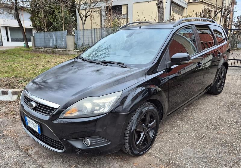Nero Usata 2008 Ford Focus Station wagon | 700 € (Super prezzo) - Immagine 1/4