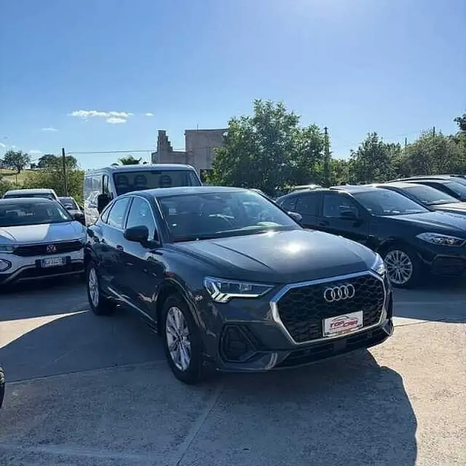 Usata Audi Q3 Business Plus 150 CV (110 kW) 2023 Grigio SUV
