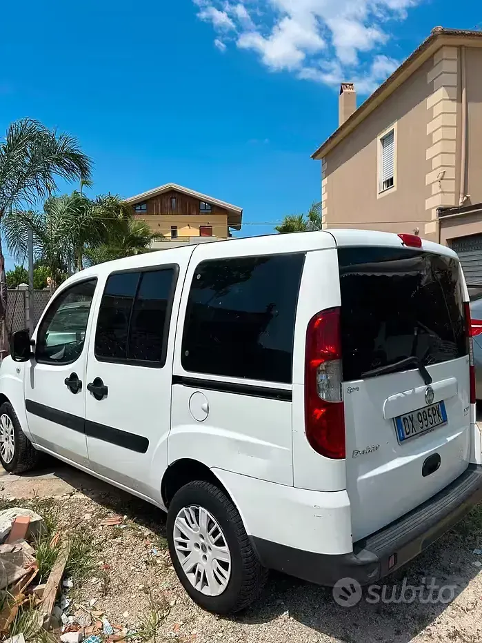 Usata Fiat Doblò Dynamic 105 CV (77 kW) 2008 Bianco Monovolume