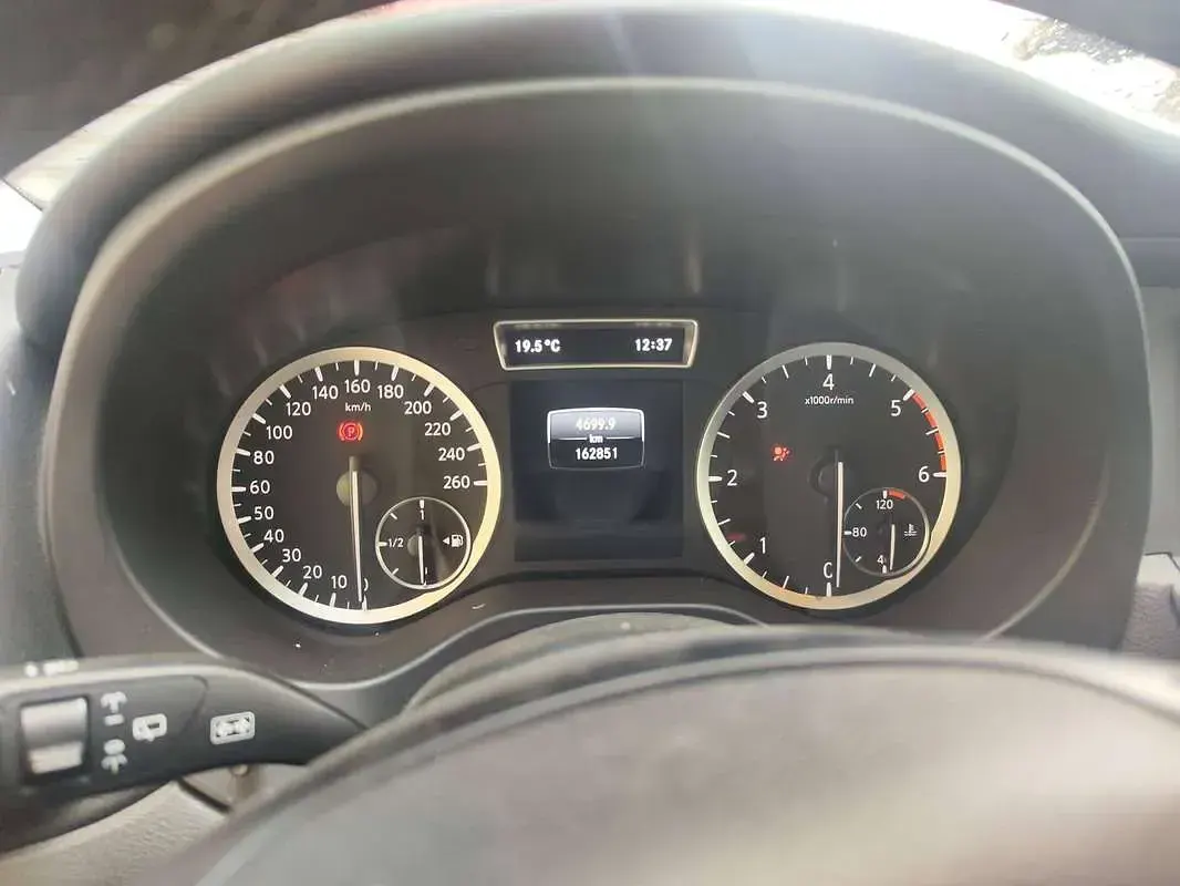 Usata Infiniti Q30 109 CV (80 kW) 2016 Grigio Berlina