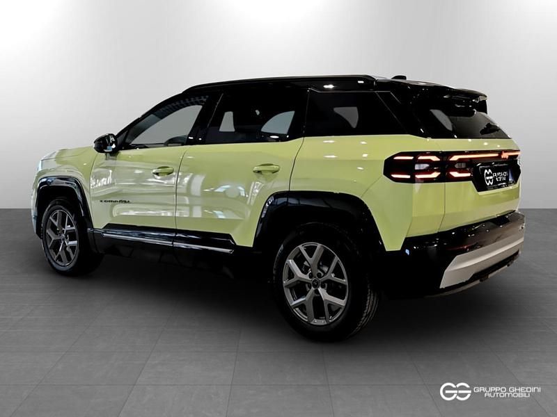 Nuova Jeep Compass 136 CV (100 kW) 2025 Hawaii con tetto nero hawaii con tetto nero SUV