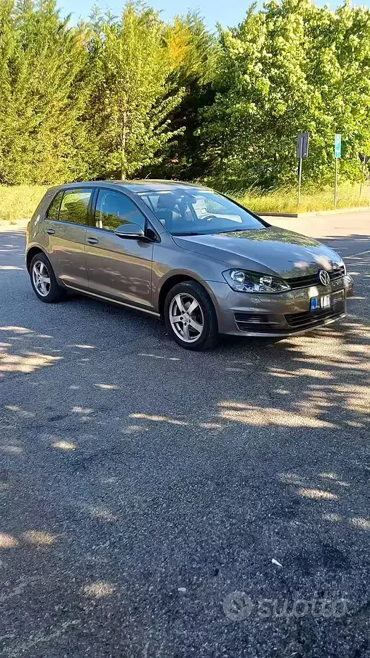 Usata VW Golf VII 85 CV (62 kW) 2015 Grigio Berlina