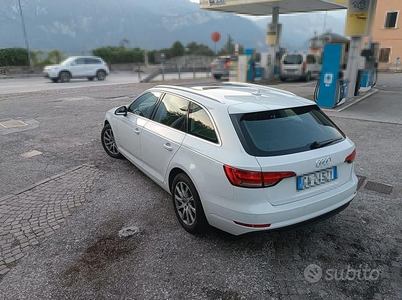 Usata Audi A4 190 CV (139 kW) 2016 Bianco Station wagon