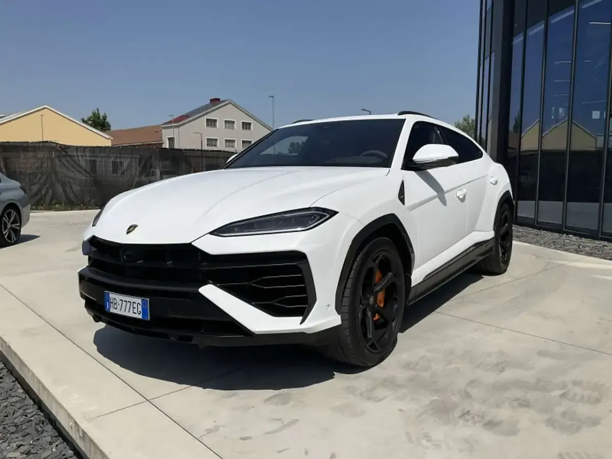 Usata Lamborghini Urus 799 CV (587 kW) 2025 Q0l7 bianco phanes SUV