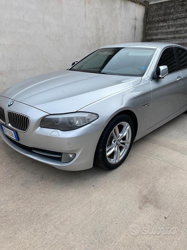 Usata BMW 520 2010 Grigio Berlina