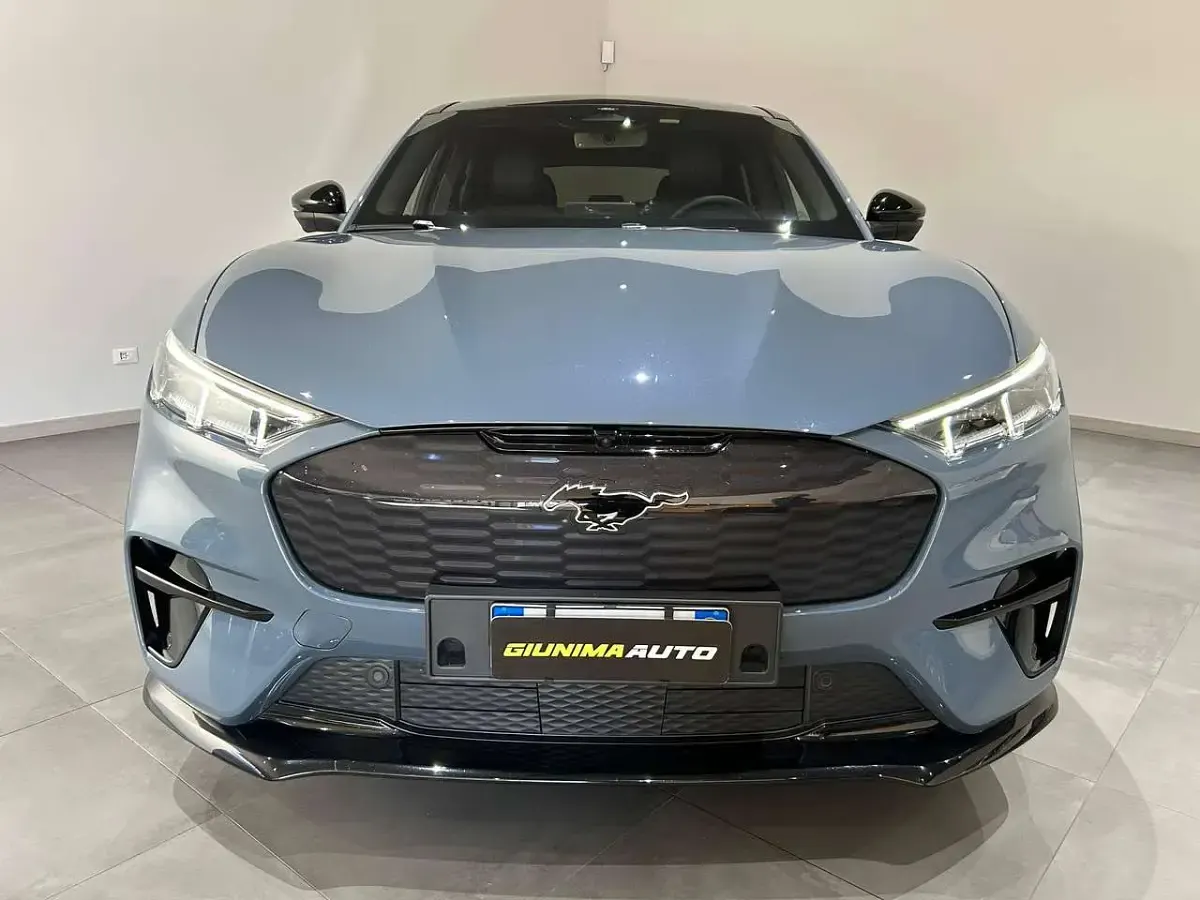Usata Ford Mustang Mach-E GT Extended Range 441 kW (600 CV) 2024 Vapor blue SUV
