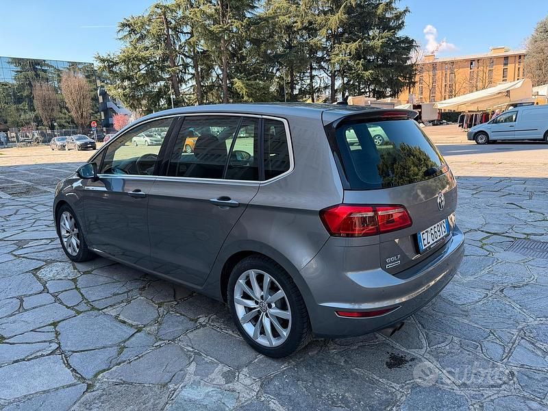 Usata VW Golf Sportsvan Highline 150 CV (110 kW) 2015 Grigio Monovolume