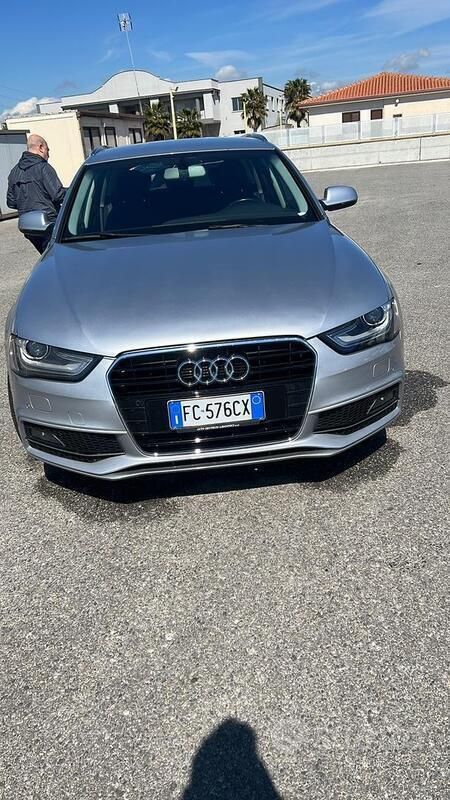 Grigio Usata 2015 Audi A4 Station wagon | 13.500 € (Cara) - Immagine 1/4