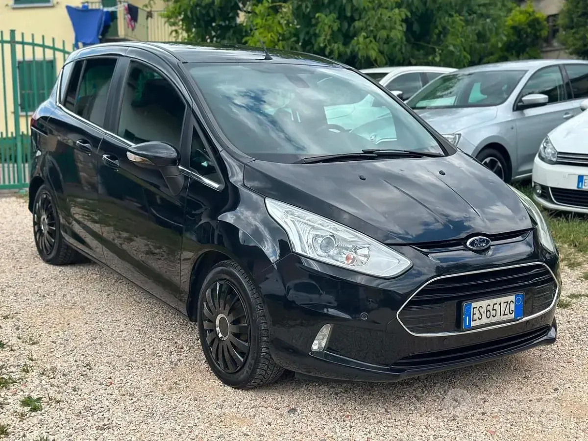 Usata Ford B-MAX Titanium 90 CV (66 kW) 2013 Nero Monovolume