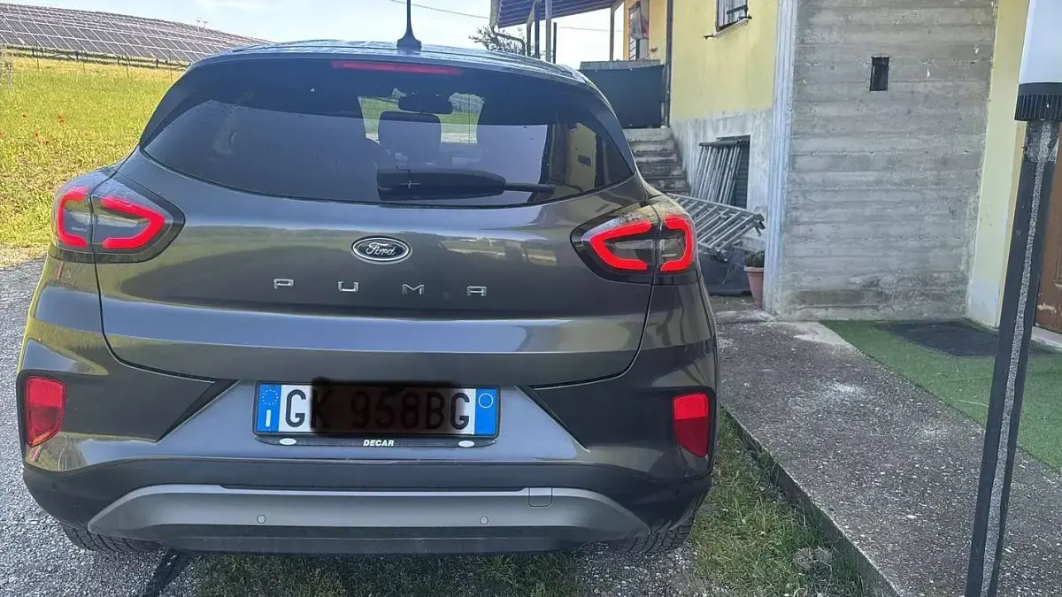 Usata Ford Puma Titanium S 120 CV (88 kW) 2022 Grigio SUV