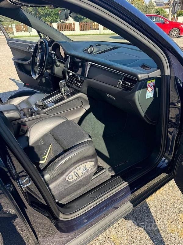 Usata Porsche Macan 265 CV (194 kW) 2022 Nero SUV