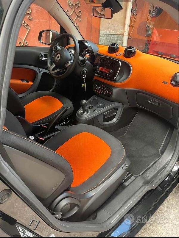 Usata Smart ForTwo Coupé 71 CV (52 kW) 2016 Utilitaria