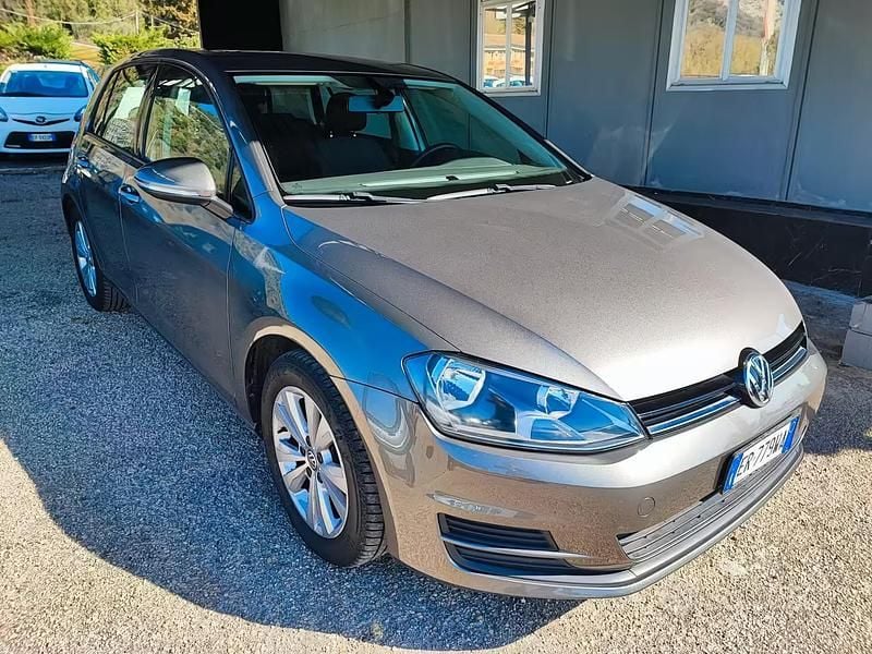 Usata VW Golf VII Highline 122 CV (89 kW) 2013 Grigio Berlina