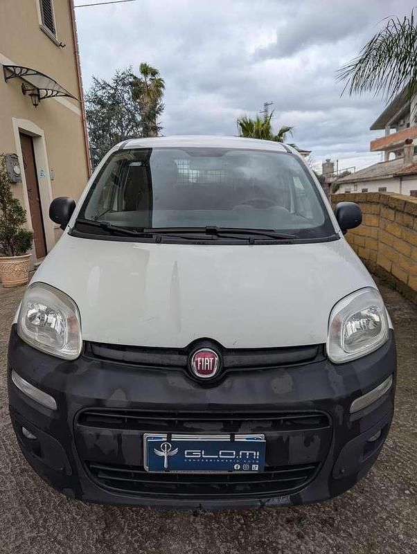 Bianco Usata 2016 Fiat Panda Easy Due volumi | 5390 € (Super prezzo) - Immagine 1/4
