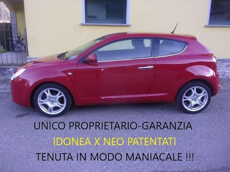 Usata Alfa Romeo GT Junior Distinctive 79 CV (58 kW) 2009 Rosso Berlina