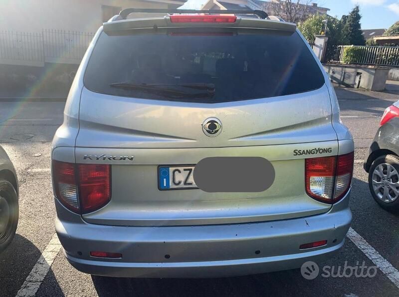 Usata 2006 Ssangyong Kyron SUV | 3500 € (Cara) - Immagine 1/4