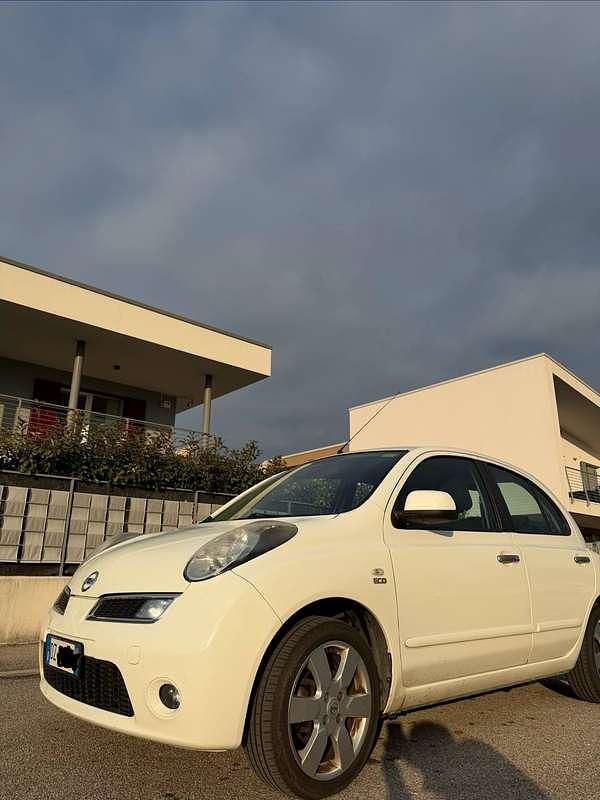 Usata Nissan Micra 79 CV (58 kW) 2009 Bianco Utilitaria