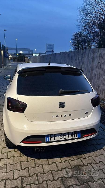 Usata Seat Ibiza FR 90 CV (66 kW) 2016 Bianco Berlina