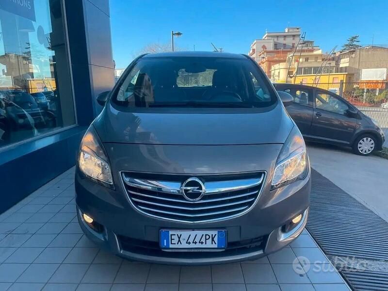 Usata Opel Meriva Cosmo 95 CV (69 kW) 2015 Bronzo Monovolume