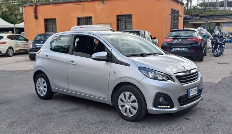 Usato 2019 Peugeot 108 1.0 Benzin 72 CV (8.490 €)