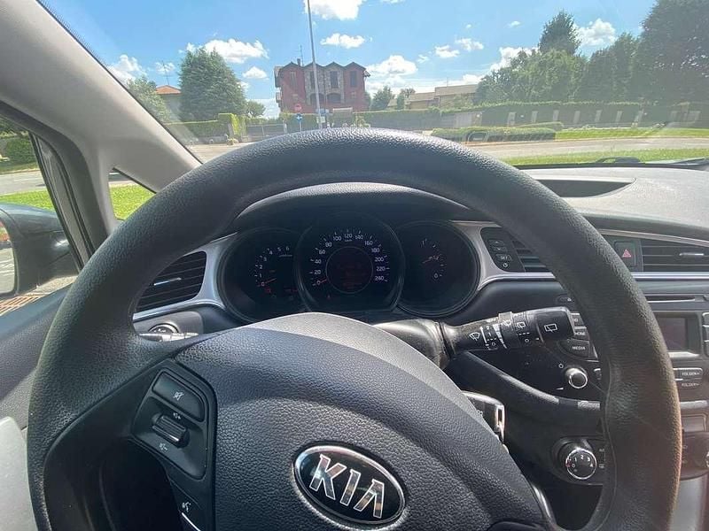 Usata Kia Ceed GT GT-Line 110 CV (80 kW) 2016 Grigio Berlina