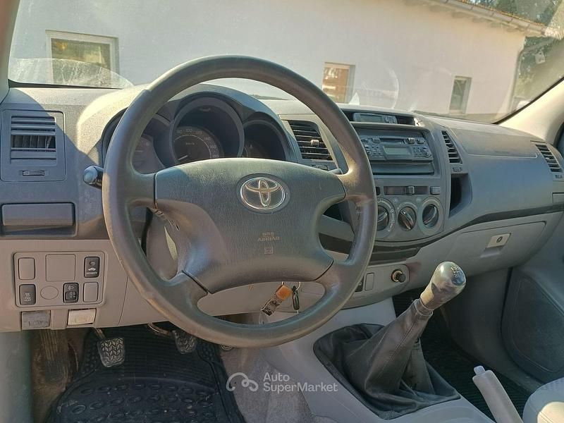 Usata Toyota HiLux 120 CV (88 kW) 2008 Nero Pick-up