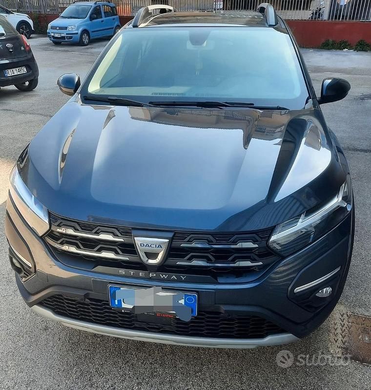 Usata Dacia Sandero Stepway 91 CV (66 kW) 2024 Grigio Berlina