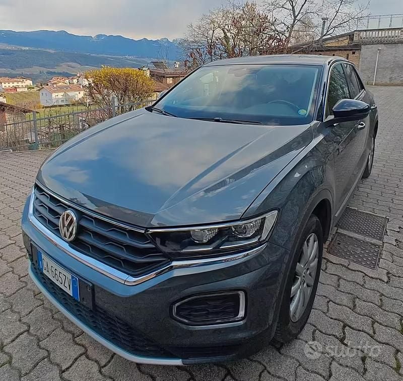 Begagnad VW T-Roc 150 HK (110 kW) 2018 Grå SUV
