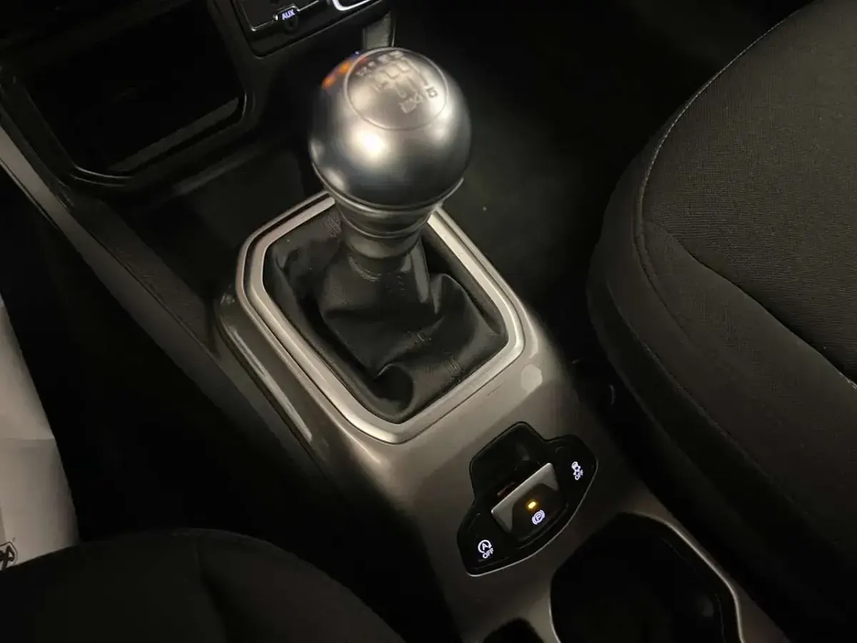 Usata Jeep Renegade Limited 131 CV (96 kW) 2022 Nero SUV