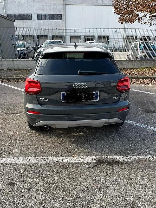 Usata Audi Q2 116 CV (85 kW) 2017 Grigio SUV