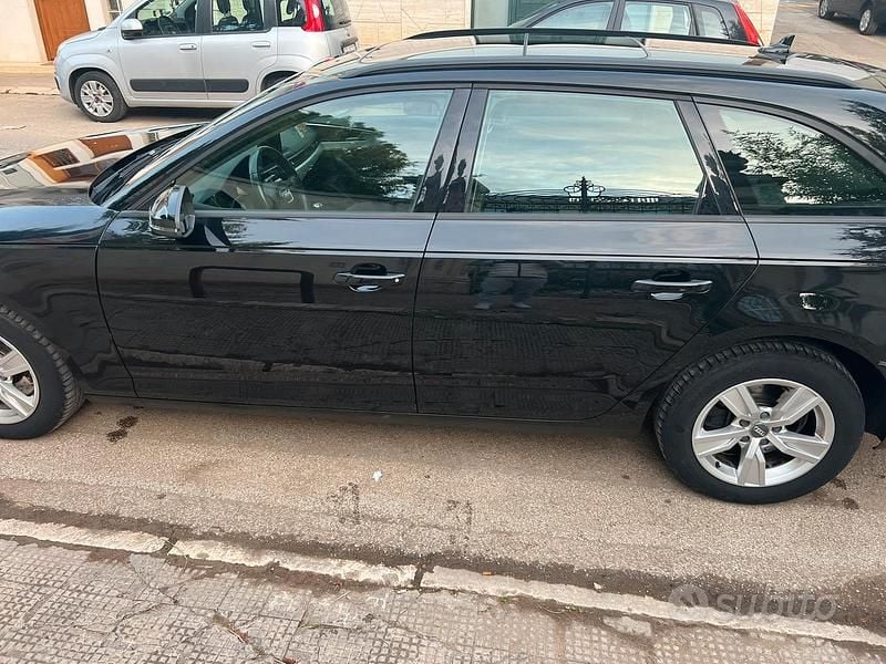 Usata Audi A4 Ambiente 150 CV (110 kW) 2018 Nero Station wagon