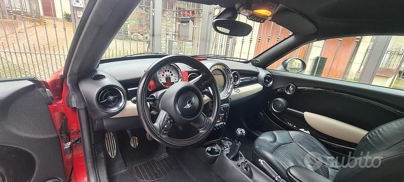 Usata Mini Cooper S 2011 Rosso Utilitaria