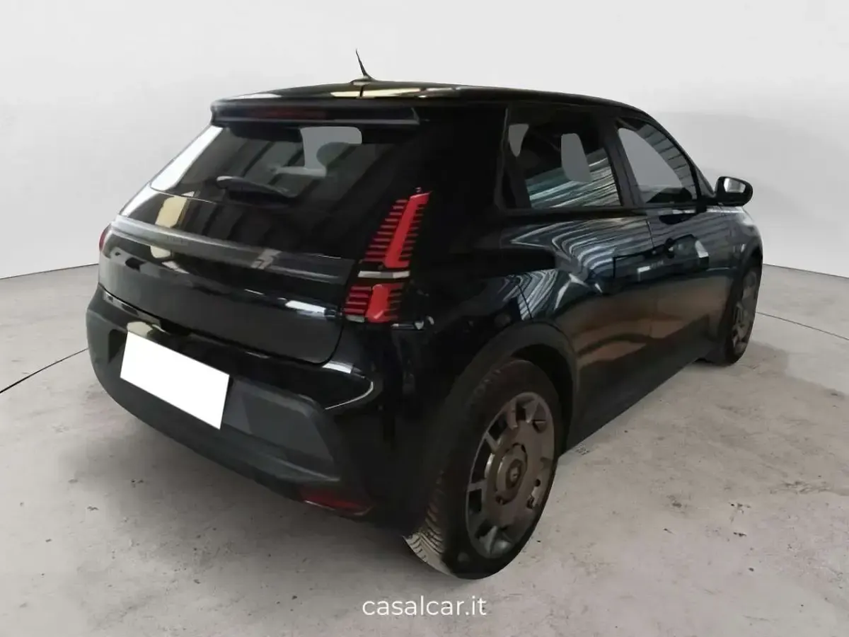 Usata Renault R5 Evolution 89 kW (122 CV) 2025 Nero Utilitaria