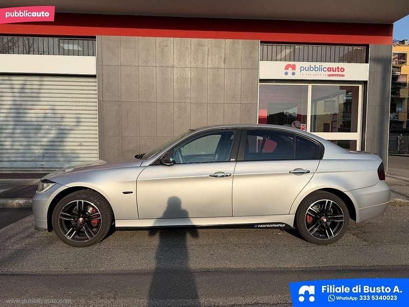 Usata BMW 318 143 CV (105 kW) 2007 Grigio Berlina