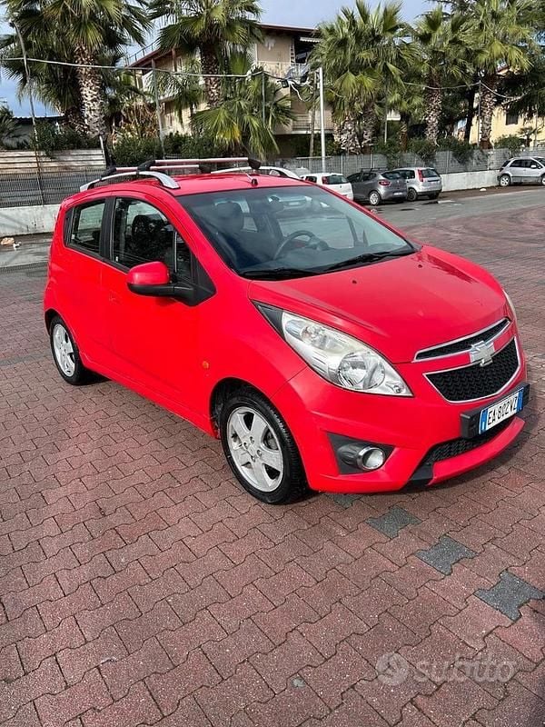 Usata Chevrolet Spark 64 CV (47 kW) 2010 Rosso Utilitaria