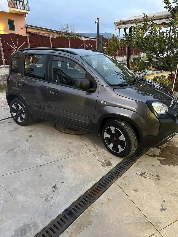 Usata Fiat Panda Cross Cross 95 CV (69 kW) 2018 Grigio Utilitaria