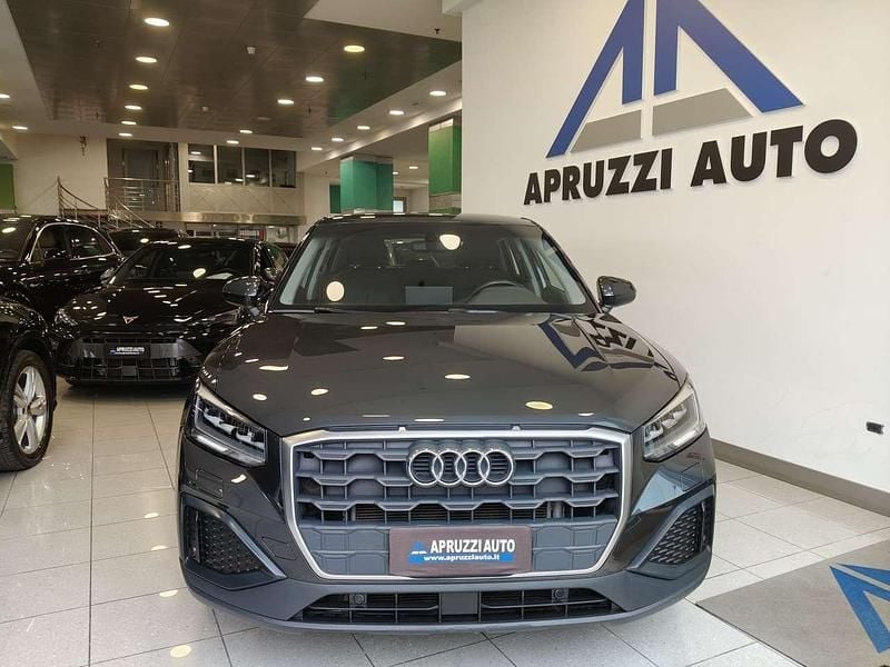 Usata Audi Q2 Business 116 CV (85 kW) 2023 Grigio SUV