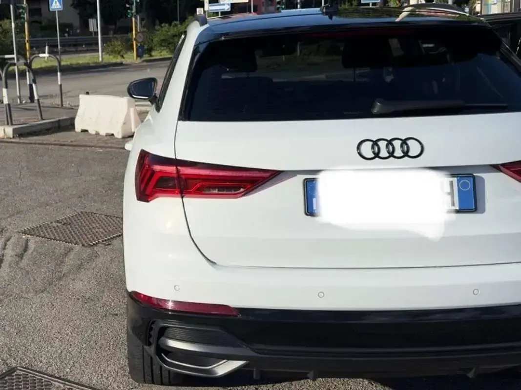 Usata Audi Q3 Sportback S-Line 150 CV (110 kW) 2021 Bianco SUV