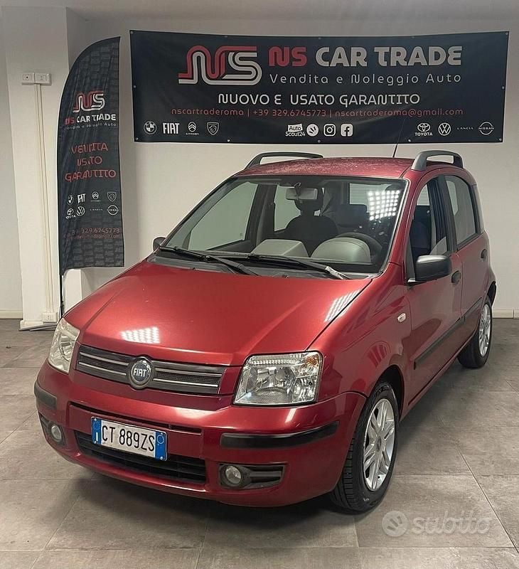 Rosso Usata 2005 Fiat Panda Emotion Berlina | 2500 € (Ottimo prezzo) - Immagine 1/4