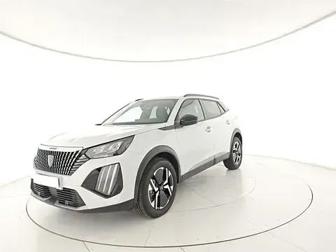 Usata Peugeot 2008 Allure 101 CV (74 kW) 2025 Bianco SUV
