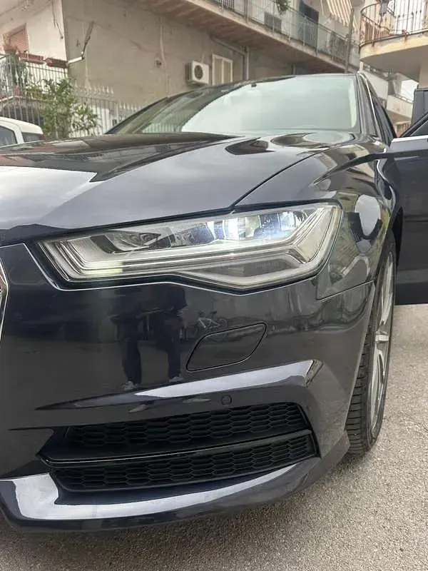 Usata Audi A6 Business Plus 190 CV (139 kW) 2017 Blu/azzurro Station wagon