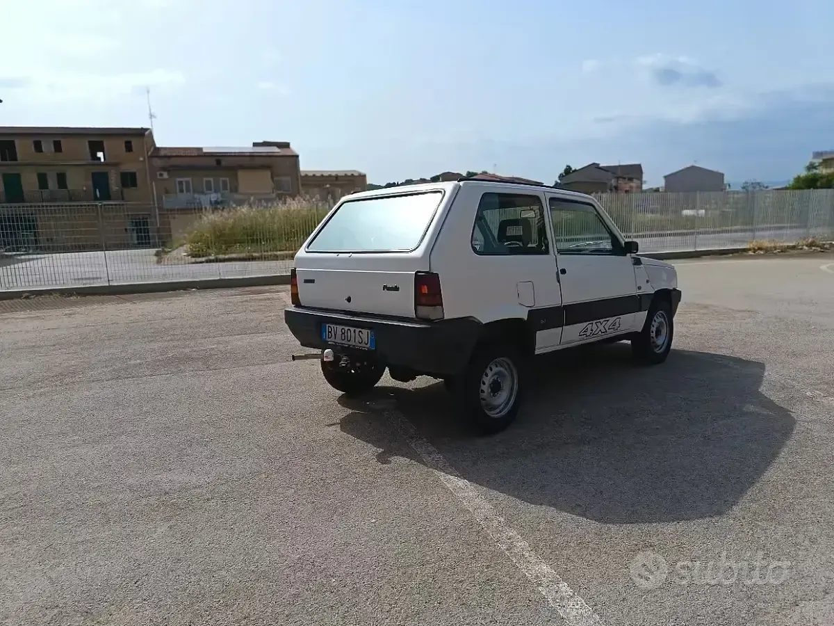 Usata Fiat Panda 4x4 54 CV (39 kW) 2002 Bianco Utilitaria