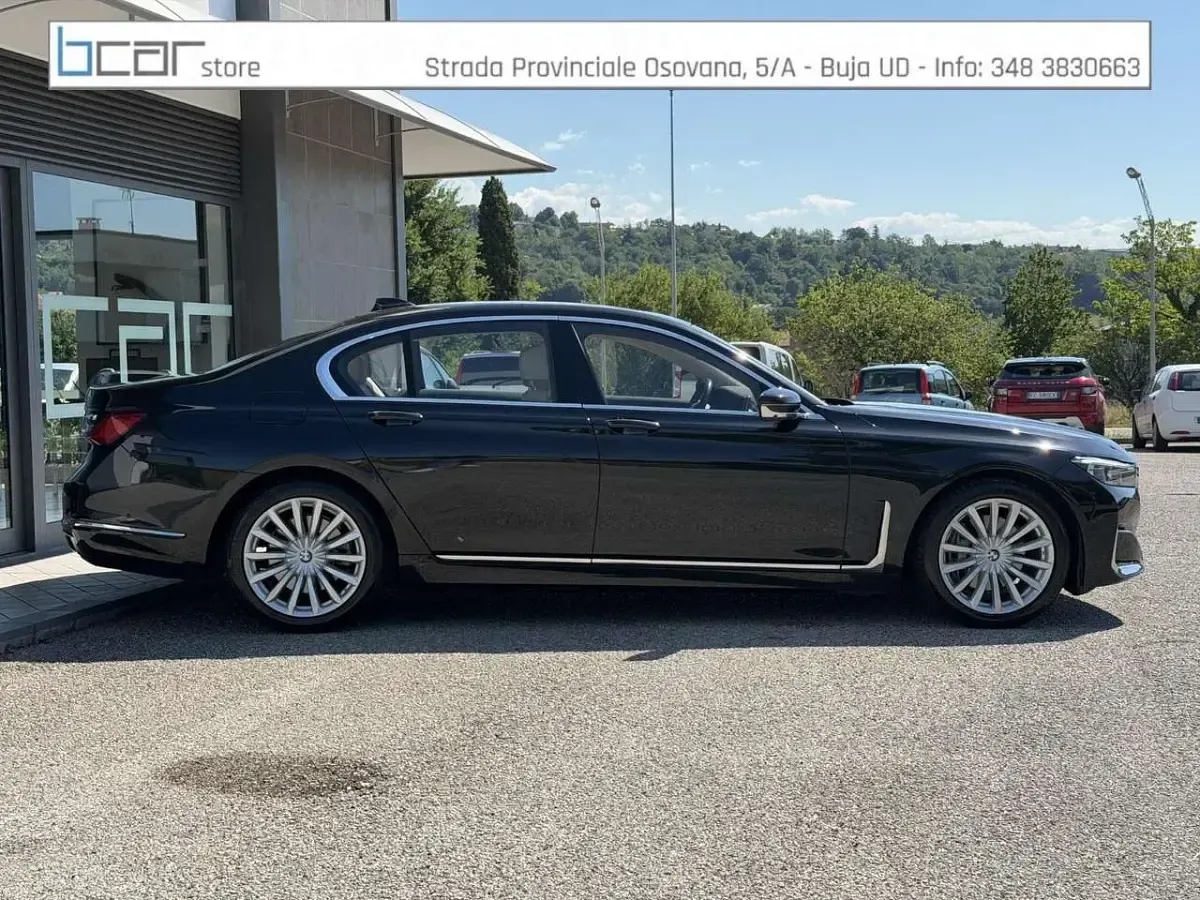 Usata BMW 730 286 CV (210 kW) 2021 Nero Berlina
