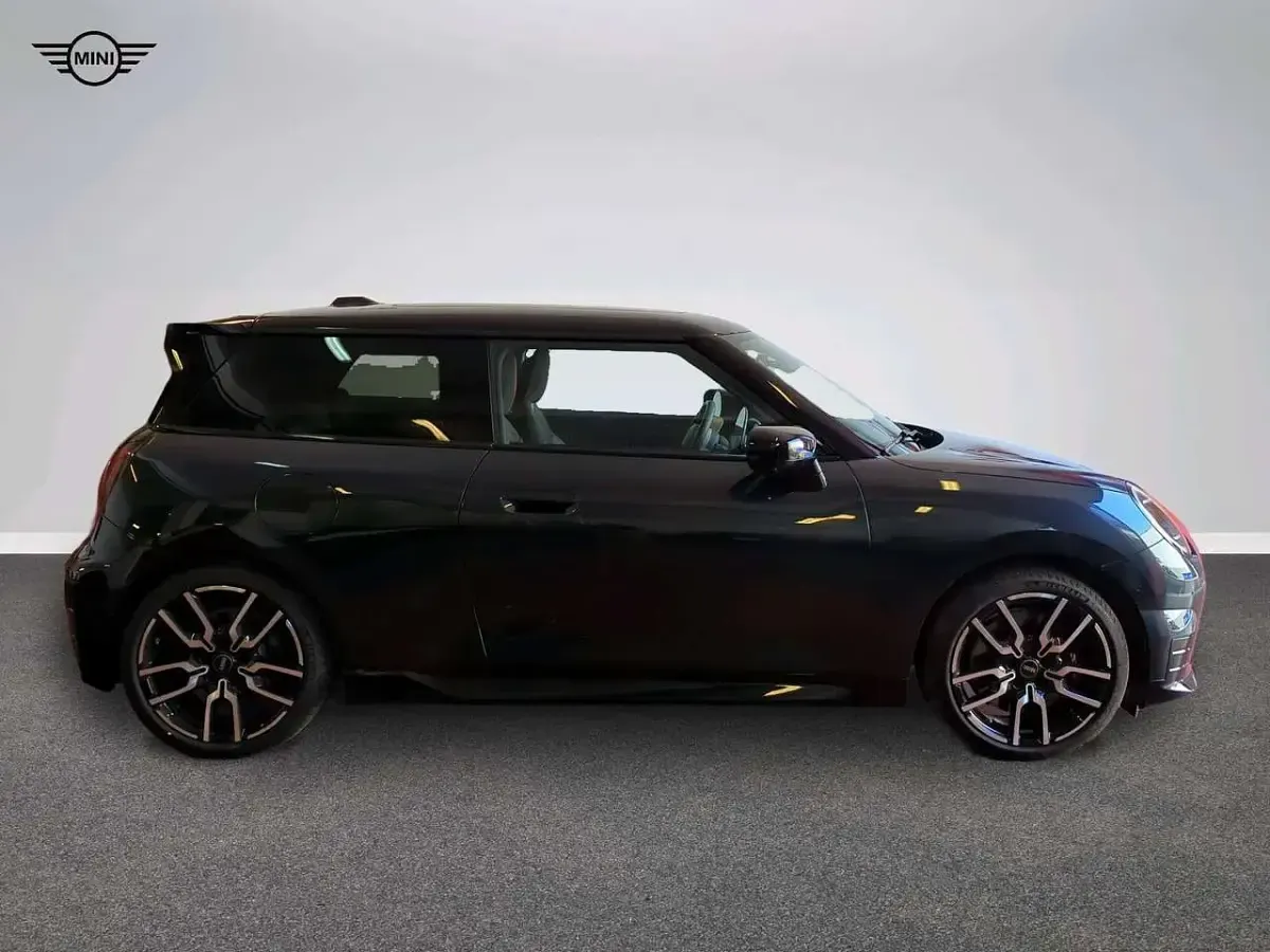 Nuova Mini Cooper SE 160 kW (218 CV) 2026 Grigio Utilitaria
